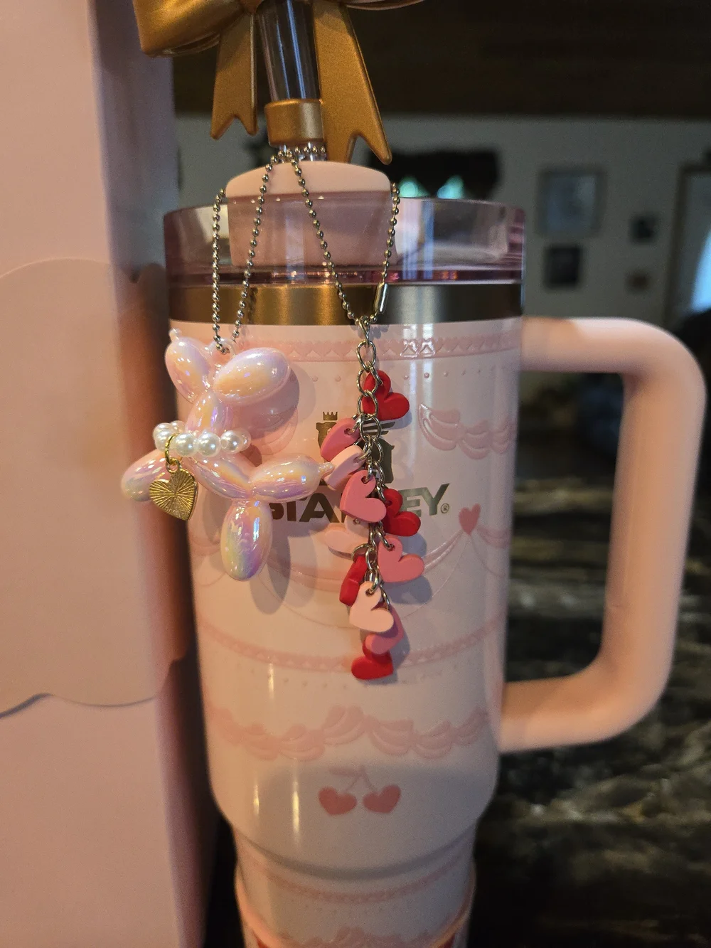 Pink Velvet Cake Stanley 30oz - Picture 2 of 5
